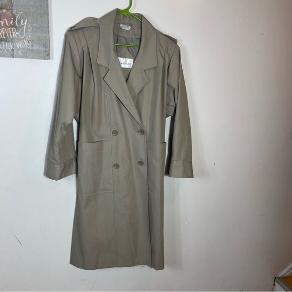 Laura winston coat - Picture 1 of 11